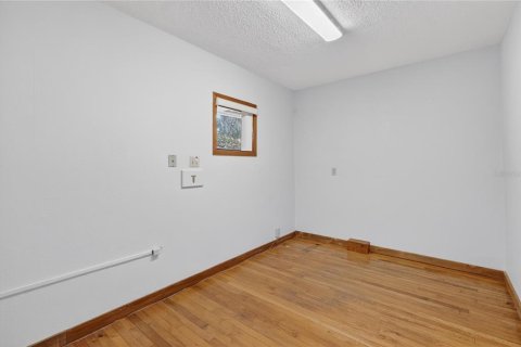 Immobilier commercial à louer à Leesburg, Floride: 187.01 m2 № 2095041 - photo 23