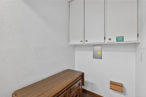 Immobilier commercial à louer à Leesburg, Floride: 187.01 m2 № 2095041 - photo 24