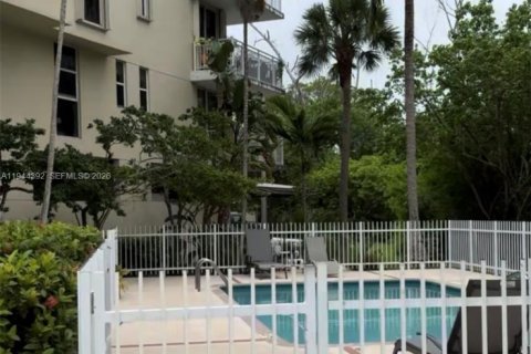 Copropriété à vendre à North Miami Beach, Floride: 2 chambres, 124.49 m2 № 2004010 - photo 25