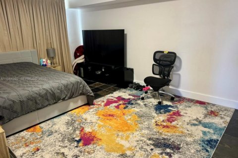 Copropriété à vendre à North Miami Beach, Floride: 2 chambres, 124.49 m2 № 2004010 - photo 19