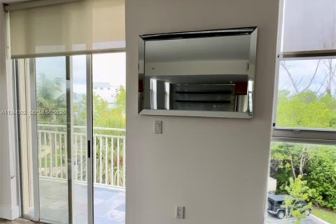 Copropriété à vendre à North Miami Beach, Floride: 2 chambres, 124.49 m2 № 2004010 - photo 9