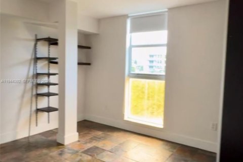 Copropriété à vendre à North Miami Beach, Floride: 2 chambres, 124.49 m2 № 2004010 - photo 14