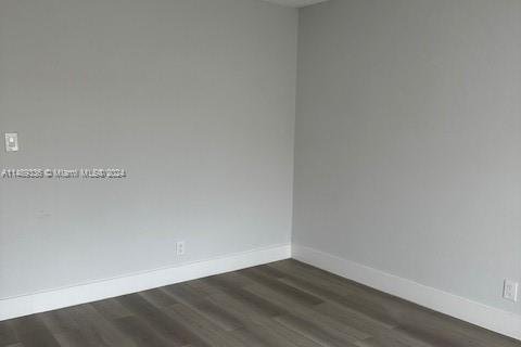 Condominio en venta en Hialeah, Florida, 2 dormitorios, 103.96 m2 № 1868754 - foto 7