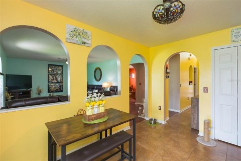 Casa en venta en Land O' Lakes, Florida, 3 dormitorios, 206.43 m2 № 1902016 - foto 16