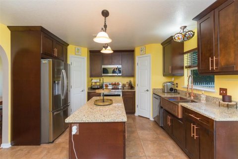 Casa en venta en Land O' Lakes, Florida, 3 dormitorios, 206.43 m2 № 1902016 - foto 13