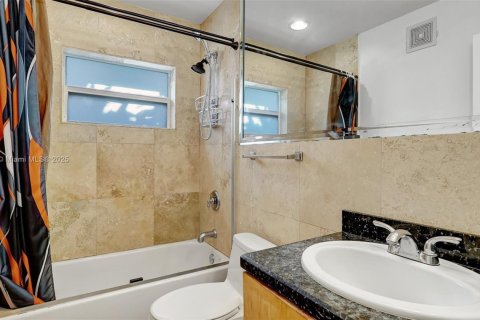 Copropriété à vendre à Fort Lauderdale, Floride: 1 chambre, 49.24 m2 № 1823515 - photo 12