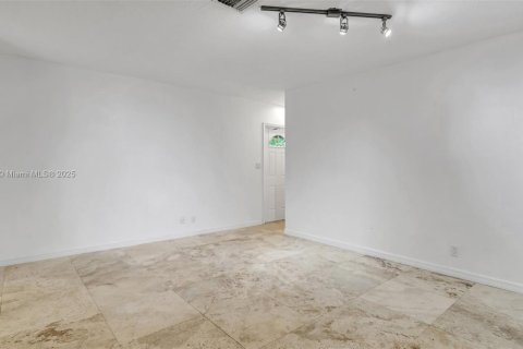 Copropriété à vendre à Fort Lauderdale, Floride: 1 chambre, 49.24 m2 № 1823515 - photo 10