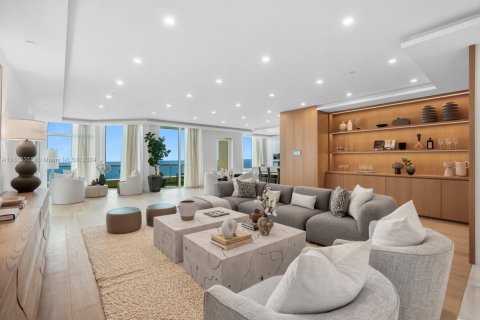 Condo in Sunny Isles Beach, Florida, 5 bedrooms  № 1711011 - photo 20