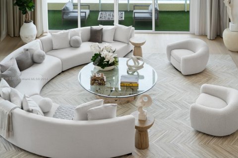 Condo in Sunny Isles Beach, Florida, 5 bedrooms  № 1711011 - photo 10