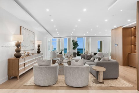 Condo in Sunny Isles Beach, Florida, 5 bedrooms  № 1711011 - photo 21