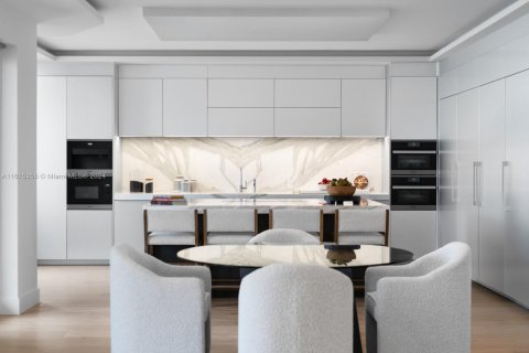 Condo in Sunny Isles Beach, Florida, 5 bedrooms  № 1711011 - photo 26