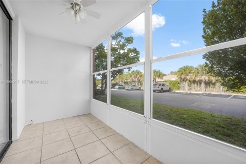 Condominio en venta en Lauderdale Lakes, Florida, 2 dormitorios, 93.83 m2 № 2029360 - foto 22