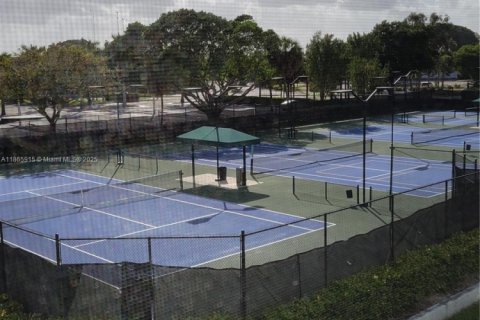Condominio en venta en Hollywood, Florida, 2 dormitorios, 102.19 m2 № 1897573 - foto 21