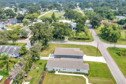 House in Lakeland, Florida 3 bedrooms, 122.26 sq.m. № 1909808 - photo 28