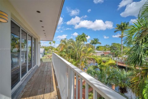 Villa ou maison à vendre à Fort Lauderdale, Floride: 3 chambres, 156.82 m2 № 2018608 - photo 23