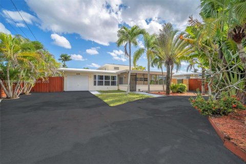 Villa ou maison à vendre à Fort Lauderdale, Floride: 3 chambres, 156.82 m2 № 2018608 - photo 3