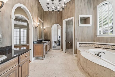 Villa ou maison à vendre à Tampa, Floride: 4 chambres, 563.17 m2 № 2134982 - photo 22