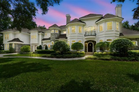Villa ou maison à vendre à Tampa, Floride: 4 chambres, 563.17 m2 № 2134982 - photo 2