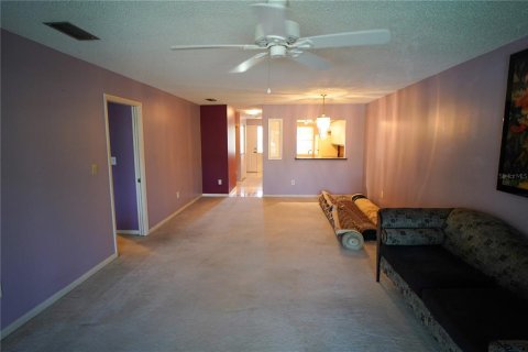Condo in Saint Petersburg, Florida, 2 bedrooms  № 1390532 - photo 7