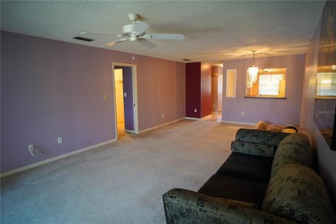Condo in Saint Petersburg, Florida, 2 bedrooms  № 1390532 - photo 6