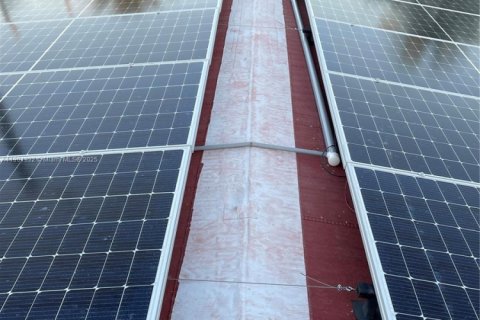 Immobilier commercial à vendre à Miami, Floride № 1953288 - photo 10