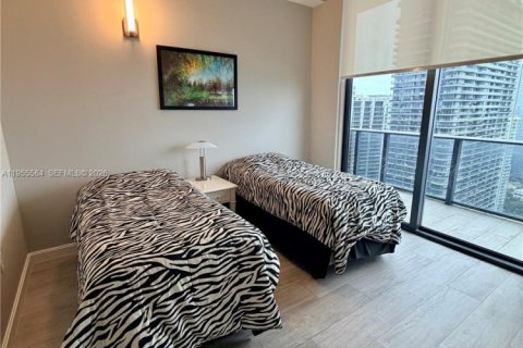 Condo in Miami, Florida, 3 bedrooms  № 2010279 - photo 15