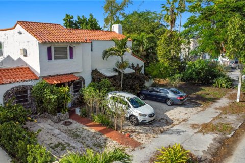 Купить виллу или дом в Майами, Флорида 3 спальни, 251.95м2, № 1988835 - фото 3