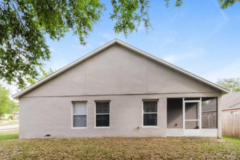 Villa ou maison à louer à Tavares, Floride: 3 chambres, 148.27 m2 № 2100207 - photo 16