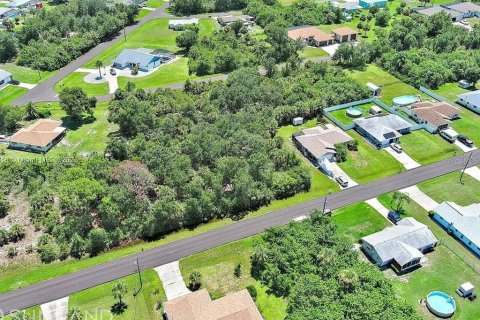 Terreno en venta en Englewood, Florida № 2164997 - foto 11