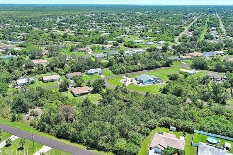 Terreno en venta en Englewood, Florida № 2164997 - foto 8