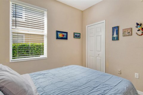 Condo in Sarasota, Florida, 3 bedrooms  № 1578519 - photo 23