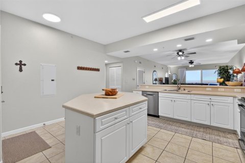 Copropriété à vendre à Palm Coast, Floride: 2 chambres, 129.88 m2 № 2142137 - photo 2
