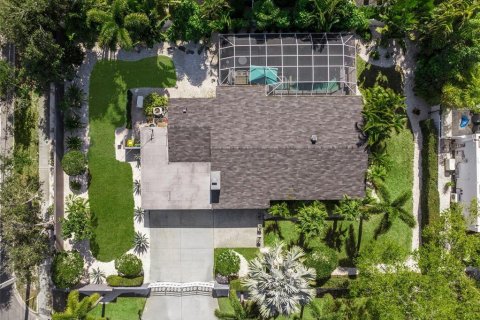 House in Sarasota, Florida 3 bedrooms, 148.18 sq.m. № 2148456 - photo 4