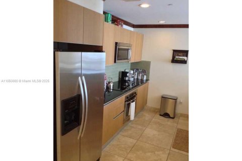 Copropriété à louer à Miami, Floride: 2 chambres, 127.09 m2 № 1856876 - photo 17