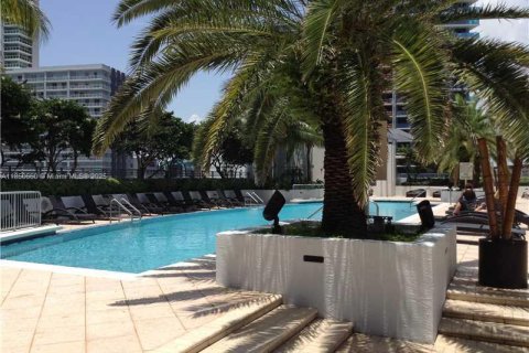 Copropriété à louer à Miami, Floride: 2 chambres, 127.09 m2 № 1856876 - photo 24