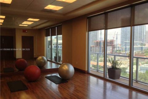 Copropriété à louer à Miami, Floride: 2 chambres, 127.09 m2 № 1856876 - photo 29