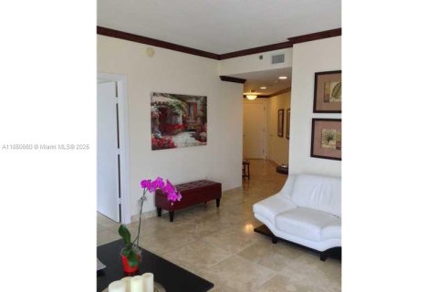 Copropriété à louer à Miami, Floride: 2 chambres, 127.09 m2 № 1856876 - photo 10