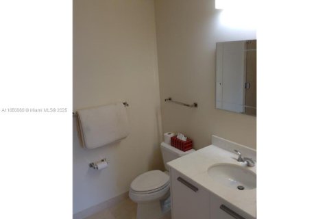 Copropriété à louer à Miami, Floride: 2 chambres, 127.09 m2 № 1856876 - photo 15