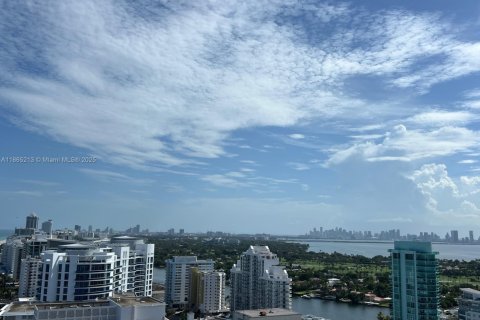 Condominio en alquiler en Miami Beach, Florida, 2 dormitorios, 130.06 m2 № 1927442 - foto 4
