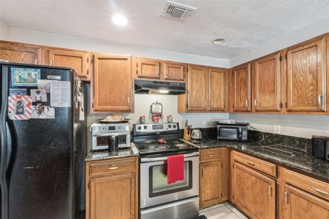 House in Orlando, Florida 3 bedrooms, 192.87 sq.m. № 2166298 - photo 14