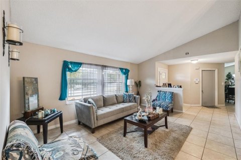 House in Orlando, Florida 3 bedrooms, 192.87 sq.m. № 2166298 - photo 5