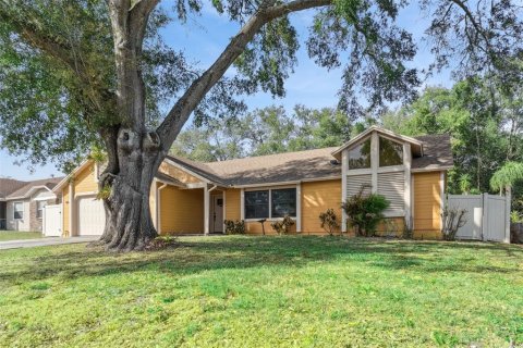 House in Orlando, Florida 3 bedrooms, 192.87 sq.m. № 2166298 - photo 2
