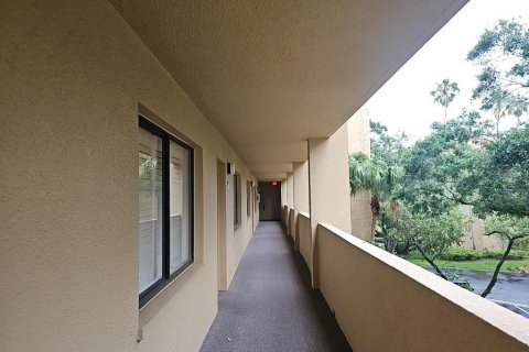 Condo in Clearwater, Florida, 2 bedrooms  № 1826484 - photo 9