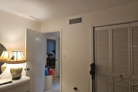 Condo in Clearwater, Florida, 2 bedrooms  № 1826484 - photo 21