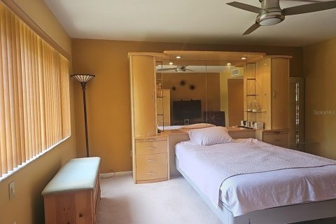 Condo in Clearwater, Florida, 2 bedrooms  № 1826484 - photo 25