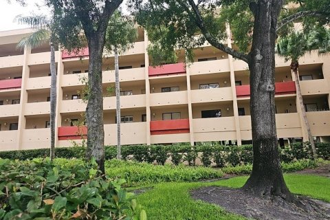 Condo in Clearwater, Florida, 2 bedrooms  № 1826484 - photo 3