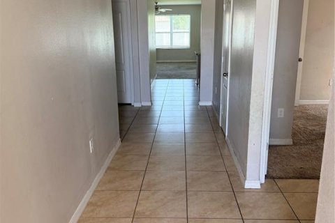 Villa ou maison à vendre à Auburndale, Floride: 4 chambres, 171.96 m2 № 2277349 - photo 2