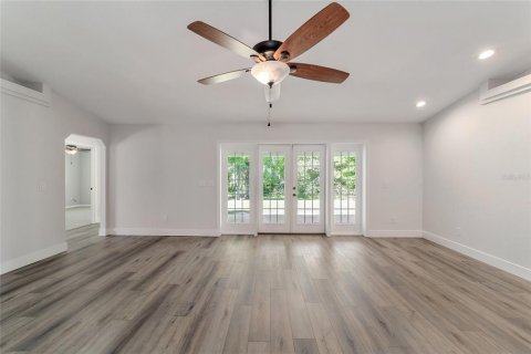Villa ou maison à vendre à Ocala, Floride: 4 chambres, 194.17 m2 № 2142641 - photo 7