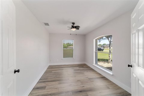 Villa ou maison à vendre à Ocala, Floride: 4 chambres, 194.17 m2 № 2142641 - photo 14