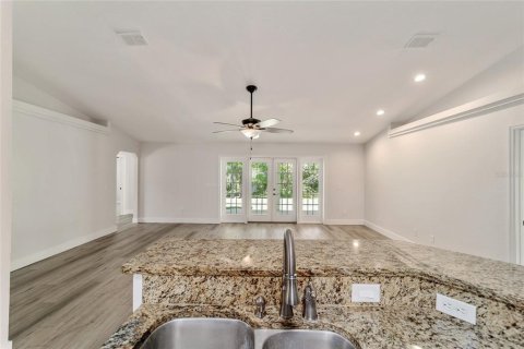 Villa ou maison à vendre à Ocala, Floride: 4 chambres, 194.17 m2 № 2142641 - photo 3